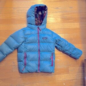 Pategonia Kids Jacket 5T (hi loft down)